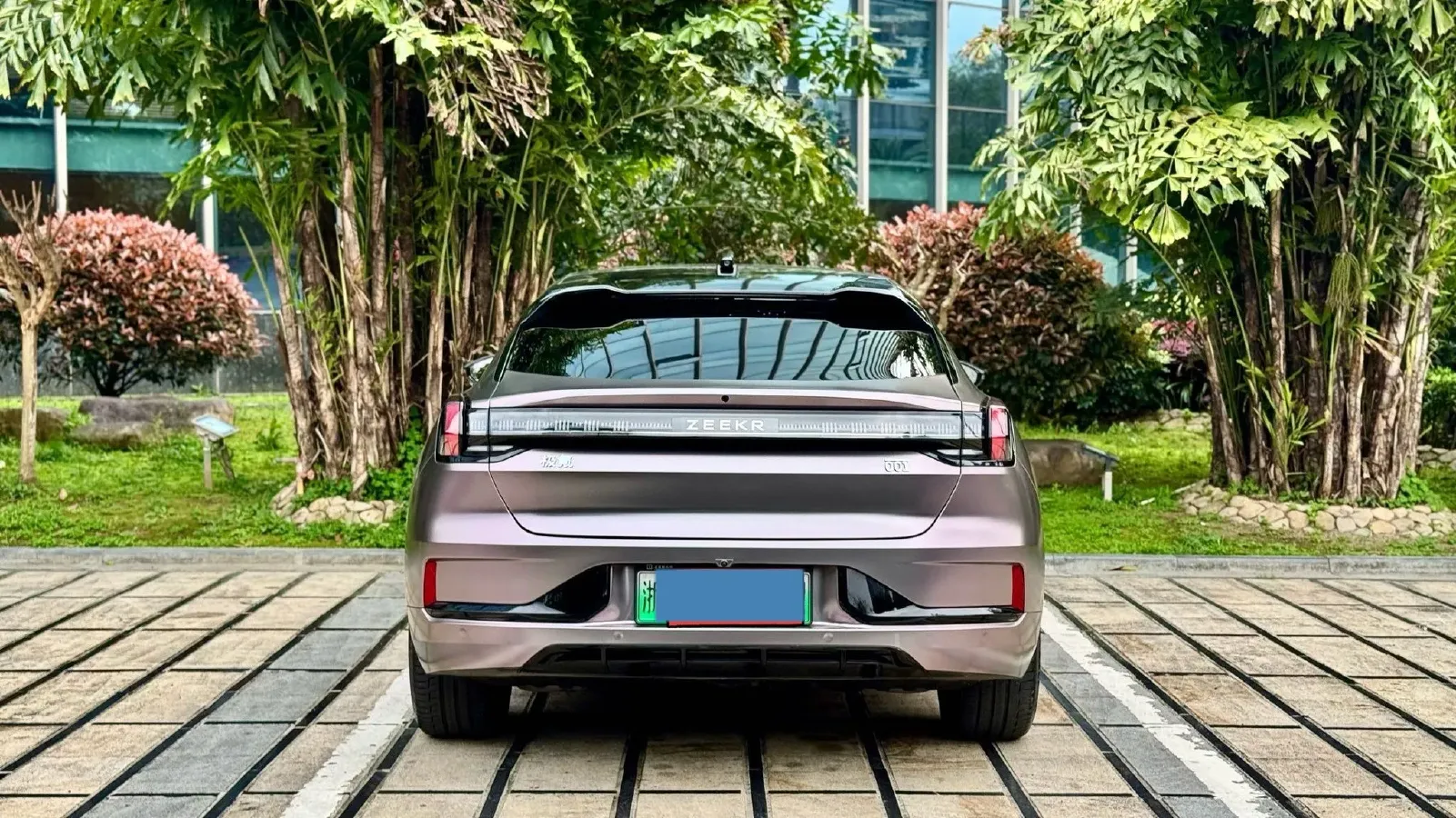 2022 Zeekr 001 BEV 100KWH,autocango,china used car exporter,china ev exporter,chinese used car exporter,chinese used ev exporter