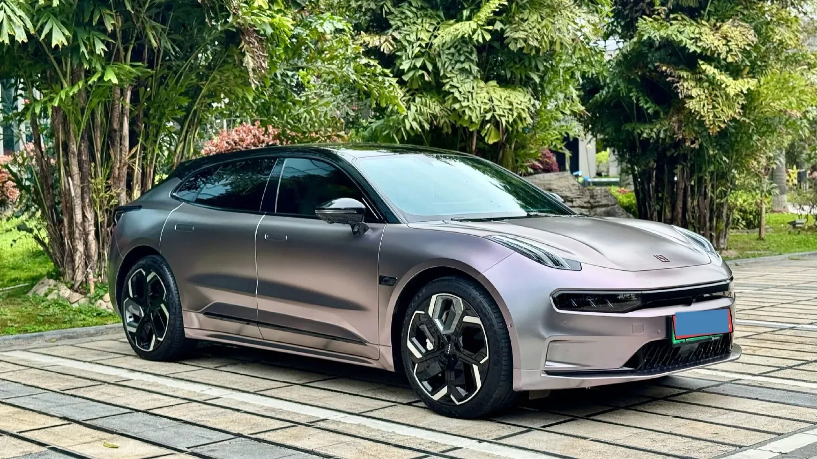 2022 Zeekr 001 BEV 100KWH,autocango,china used car exporter,china ev exporter,chinese used car exporter,chinese used ev exporter