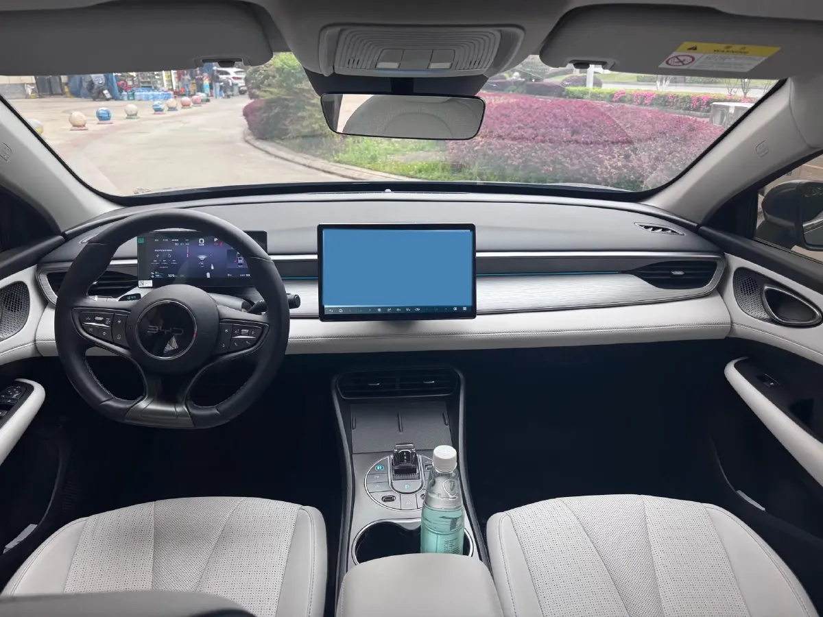 2025 BYD Seal05 DM-i 1.5L 101HP L4 E-CVT PHEV 15.87KWH,autocango,china used car exporter,china ev exporter,chinese used car exporter,chinese used ev exporter