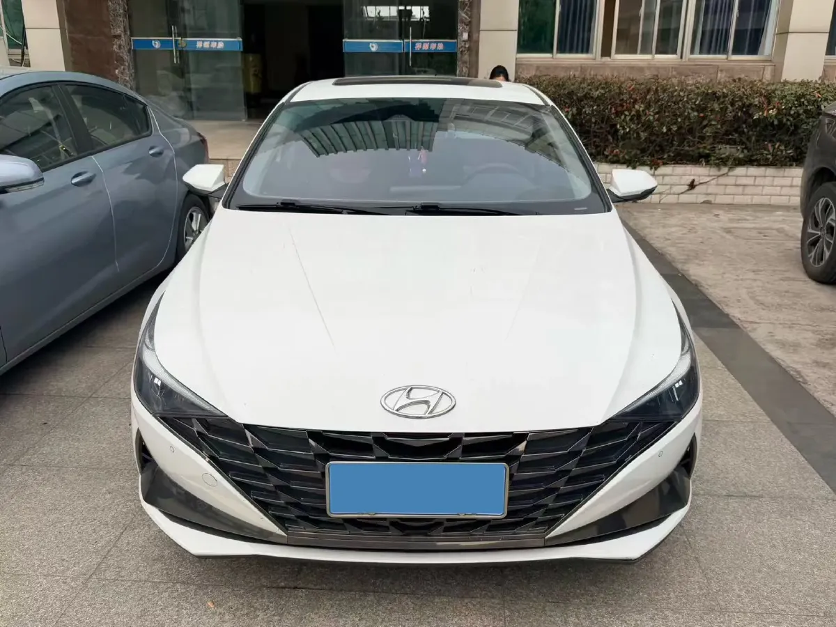 2022 Hyundai Elantra 1.5L 115HP L4 CVT,autocango,china used car exporter,china ev exporter,chinese used car exporter,chinese used ev exporter