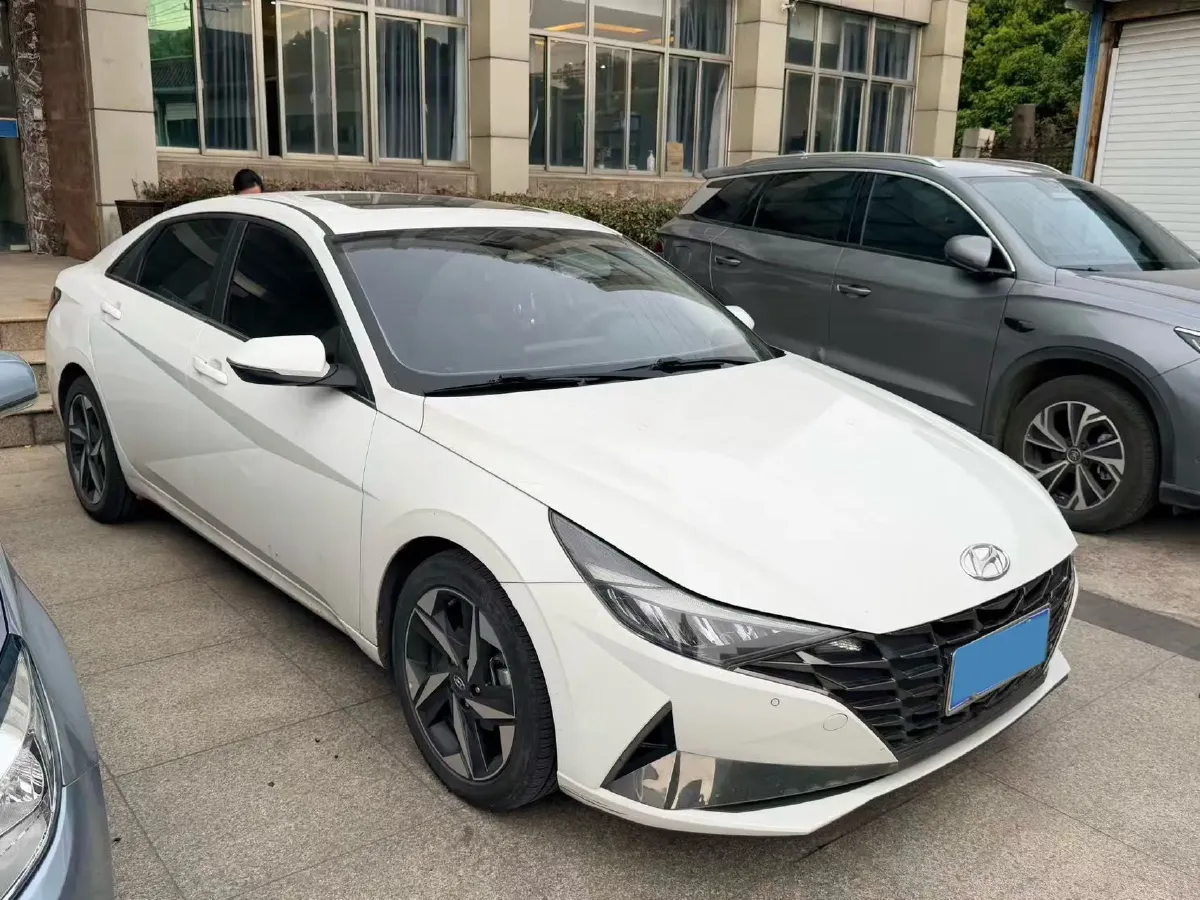 2022 Hyundai Elantra 1.5L 115HP L4 CVT,autocango,china used car exporter,china ev exporter,chinese used car exporter,chinese used ev exporter