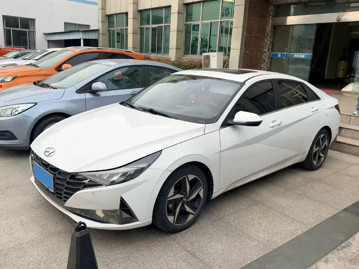 2022 Hyundai Elantra 1.5L 115HP L4 CVT,autocango,china used car exporter,china ev exporter,chinese used car exporter,chinese used ev exporter