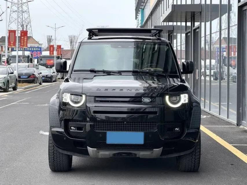 2024 Land Rover Defender 3.0T 400HP L6 8AT,autocango,china used car exporter,china ev exporter,chinese used car exporter,chinese used ev exporter