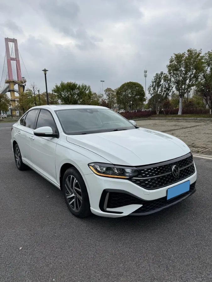 2024 Volkswagen Lavida 1.5T 160HP L4 7DCT,autocango,china used car exporter,china ev exporter,chinese used car exporter,chinese used ev exporter