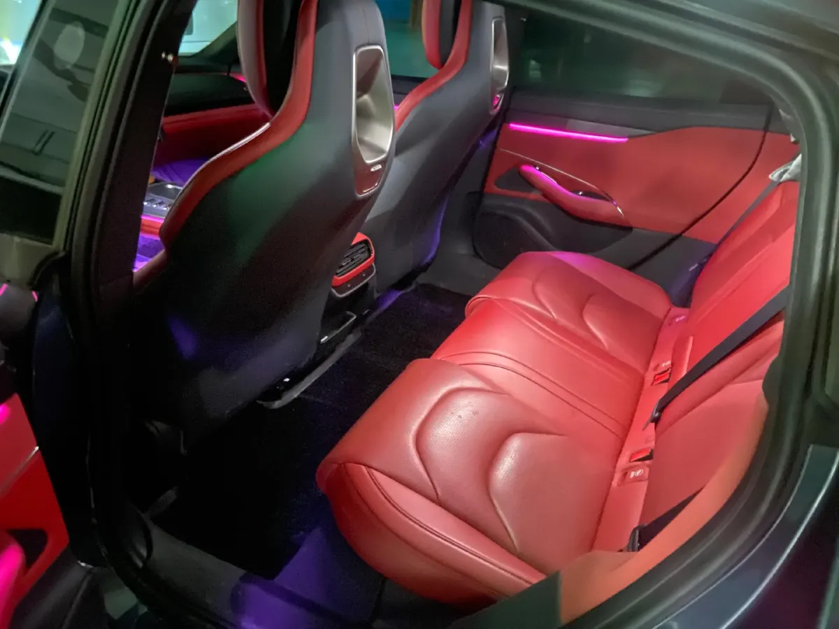 2024 MI SU7 BEV 101KWH,autocango,china used car exporter,china ev exporter,chinese used car exporter,chinese used ev exporter