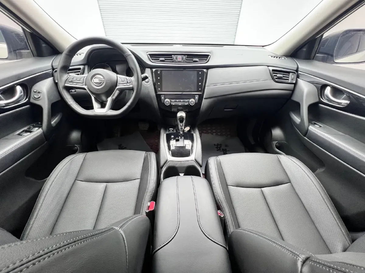 2022 Nissan X-Trail 2.0L 151HP L4 CVT,autocango,china used car exporter,china ev exporter,chinese used car exporter,chinese used ev exporter