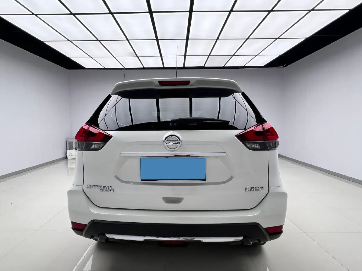 2022 Nissan X-Trail 2.0L 151HP L4 CVT,autocango,china used car exporter,china ev exporter,chinese used car exporter,chinese used ev exporter