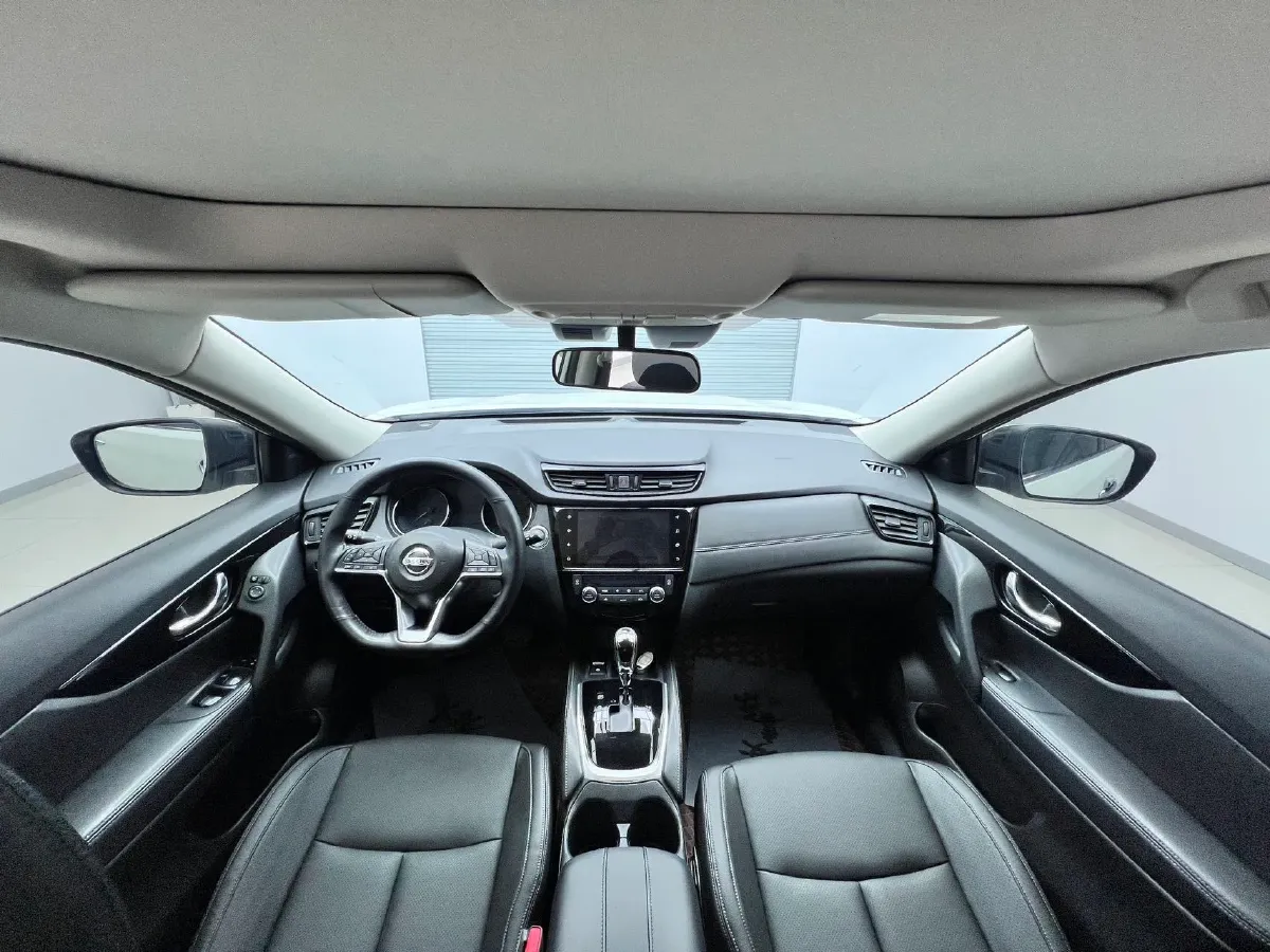 2022 Nissan X-Trail 2.0L 151HP L4 CVT,autocango,china used car exporter,china ev exporter,chinese used car exporter,chinese used ev exporter