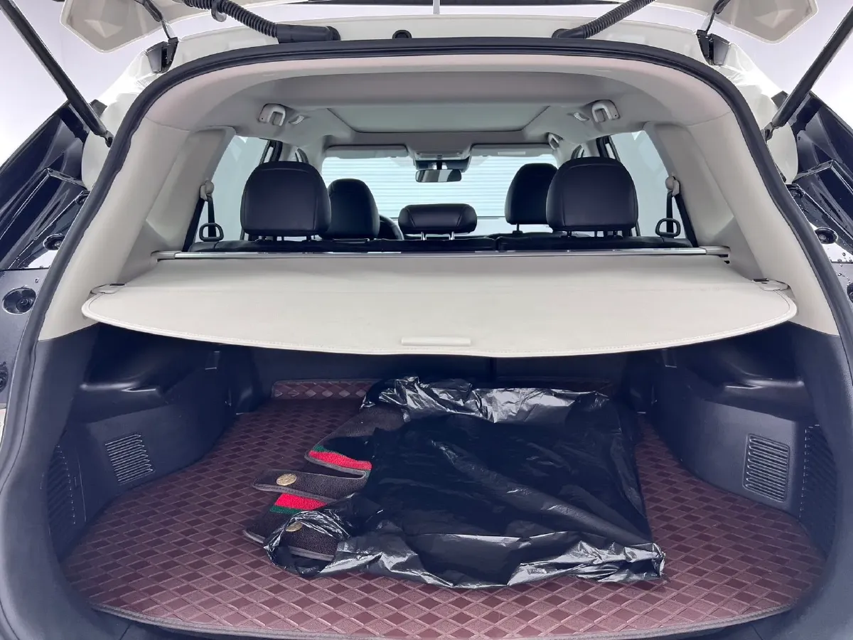 2022 Nissan X-Trail 2.0L 151HP L4 CVT,autocango,china used car exporter,china ev exporter,chinese used car exporter,chinese used ev exporter