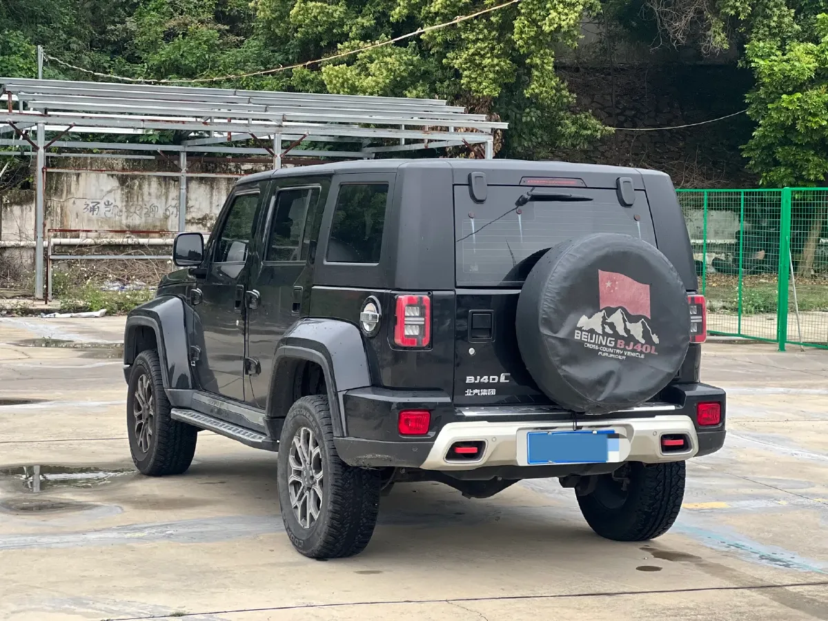 2023 Beijing BJ40 2.0T 224HP L4 8AT,autocango,china used car exporter,china ev exporter,chinese used car exporter,chinese used ev exporter