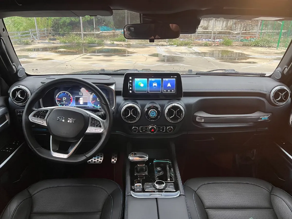 2023 Beijing BJ40 2.0T 224HP L4 8AT,autocango,china used car exporter,china ev exporter,chinese used car exporter,chinese used ev exporter