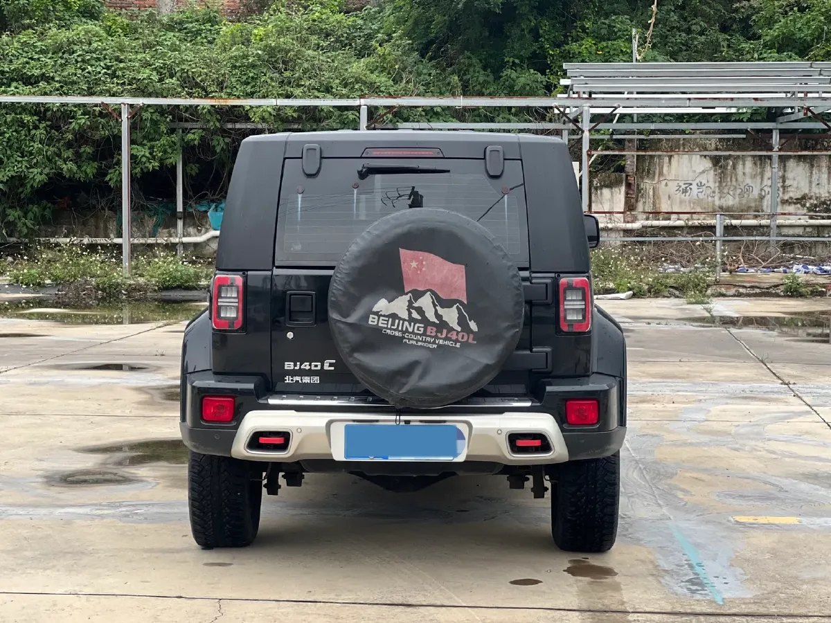 2023 Beijing BJ40 2.0T 224HP L4 8AT,autocango,china used car exporter,china ev exporter,chinese used car exporter,chinese used ev exporter
