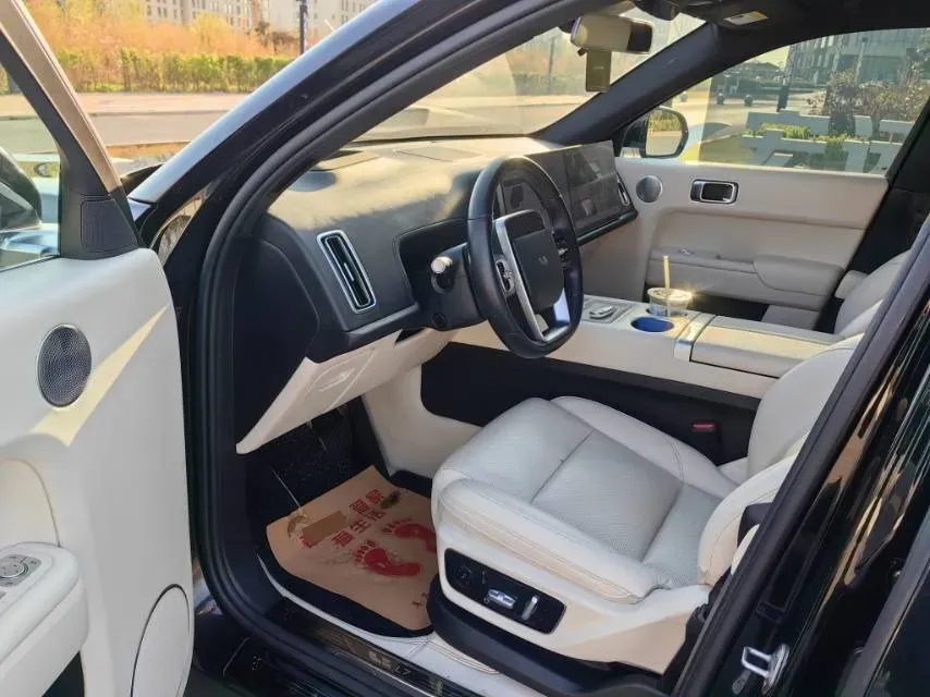 2023 Li L7 Range Extended 154HP REEV 40.9KWH,autocango,china used car exporter,china ev exporter,chinese used car exporter,chinese used ev exporter