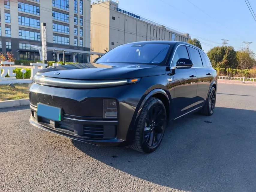 2023 Li L7 Range Extended 154HP REEV 40.9KWH,autocango,china used car exporter,china ev exporter,chinese used car exporter,chinese used ev exporter