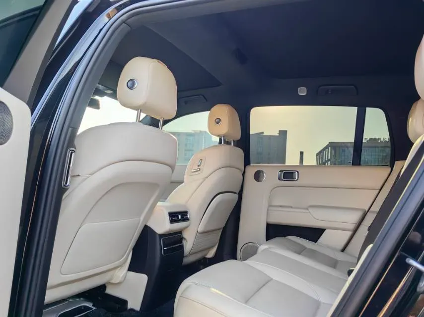 2023 Li L7 Range Extended 154HP REEV 40.9KWH,autocango,china used car exporter,china ev exporter,chinese used car exporter,chinese used ev exporter