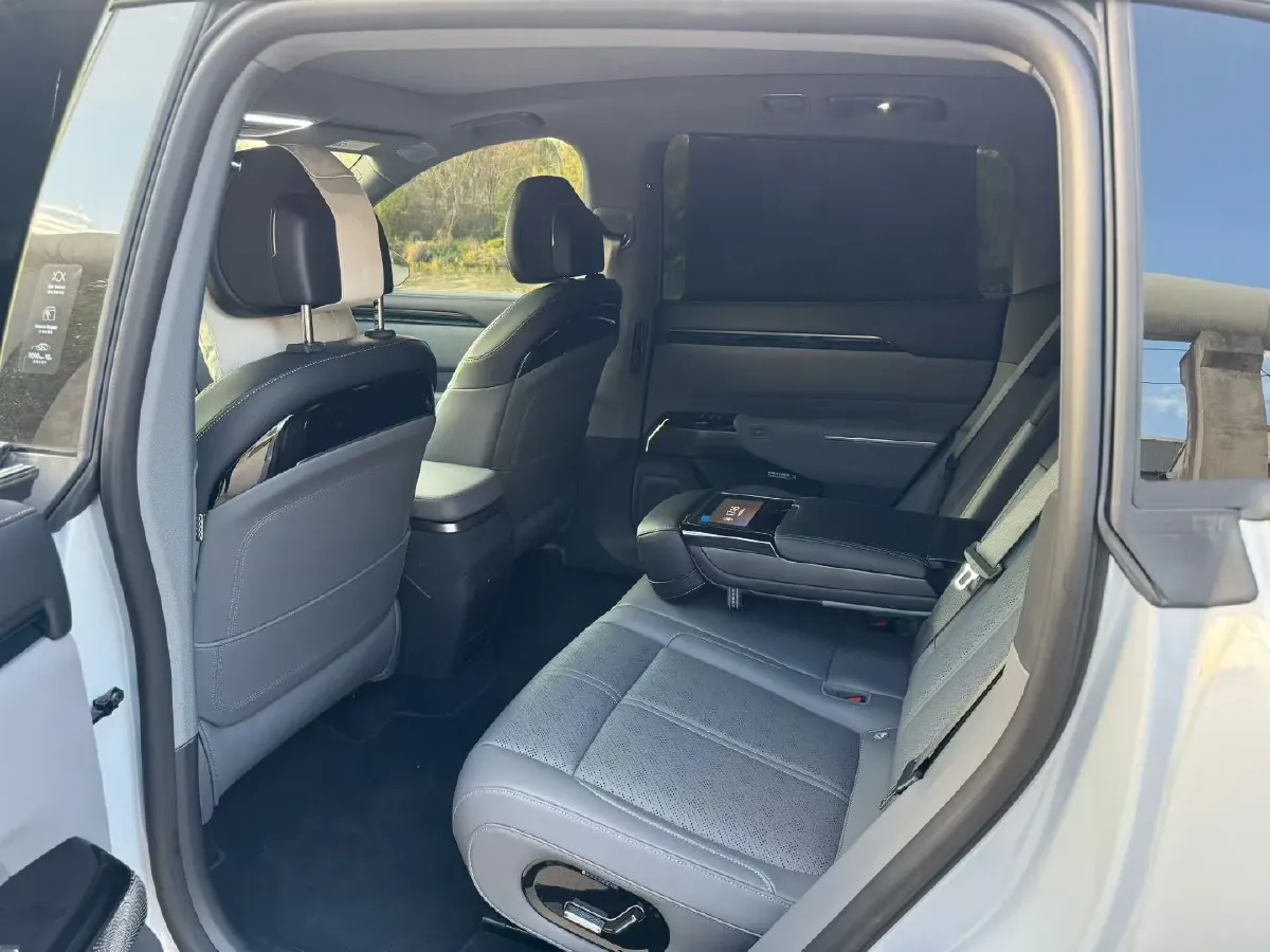 2025 Zeekr 7X BEV 100KWH,autocango,china used car exporter,china ev exporter,chinese used car exporter,chinese used ev exporter