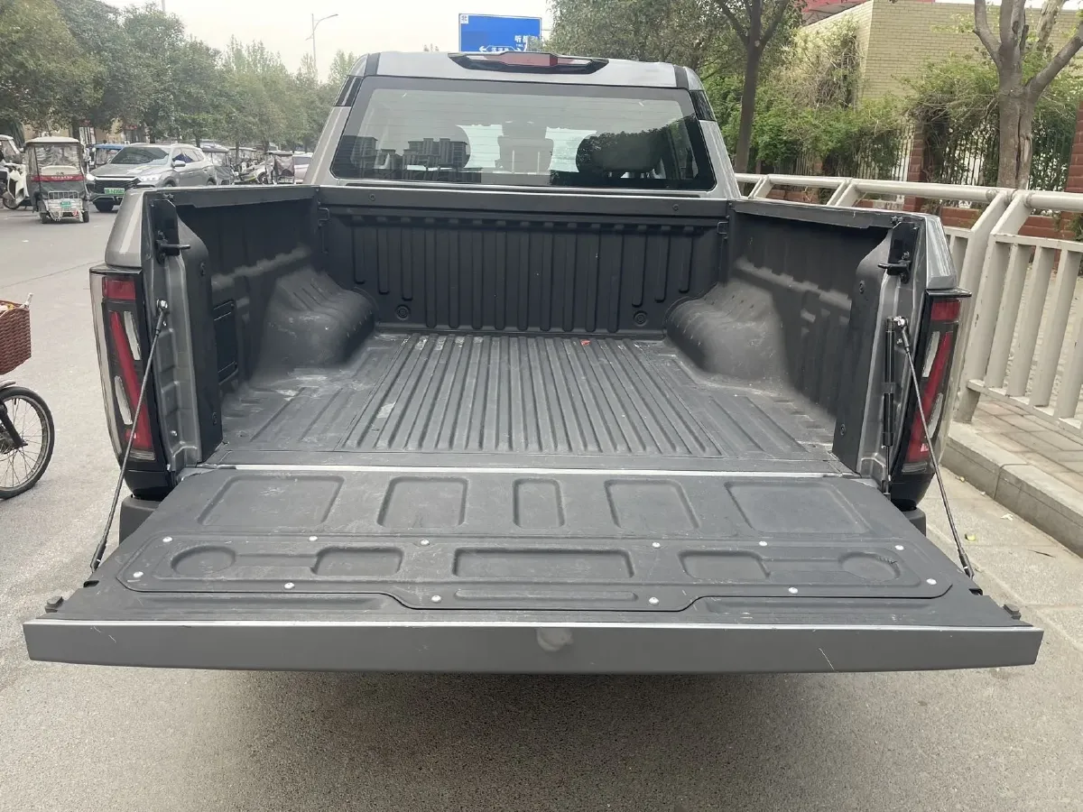 2025 Dongfeng Z9 2.3T 190HP L4 8AT,autocango,china used car exporter,china ev exporter,chinese used car exporter,chinese used ev exporter