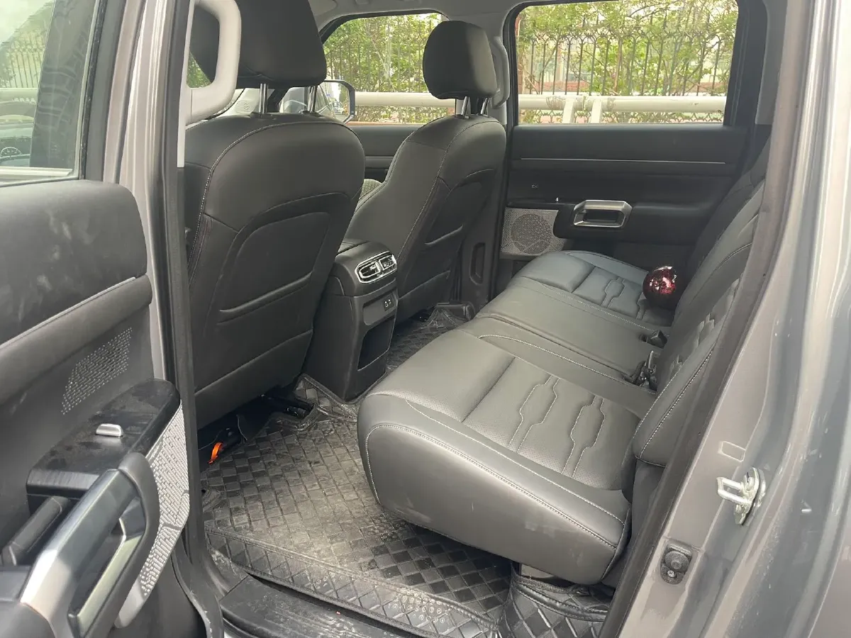 2025 Dongfeng Z9 2.3T 190HP L4 8AT,autocango,china used car exporter,china ev exporter,chinese used car exporter,chinese used ev exporter