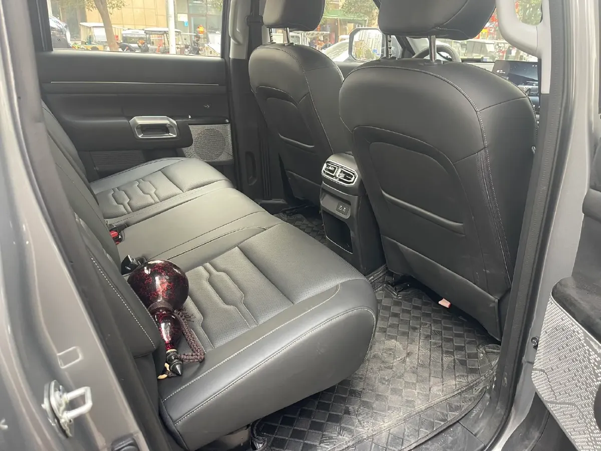 2025 Dongfeng Z9 2.3T 190HP L4 8AT,autocango,china used car exporter,china ev exporter,chinese used car exporter,chinese used ev exporter