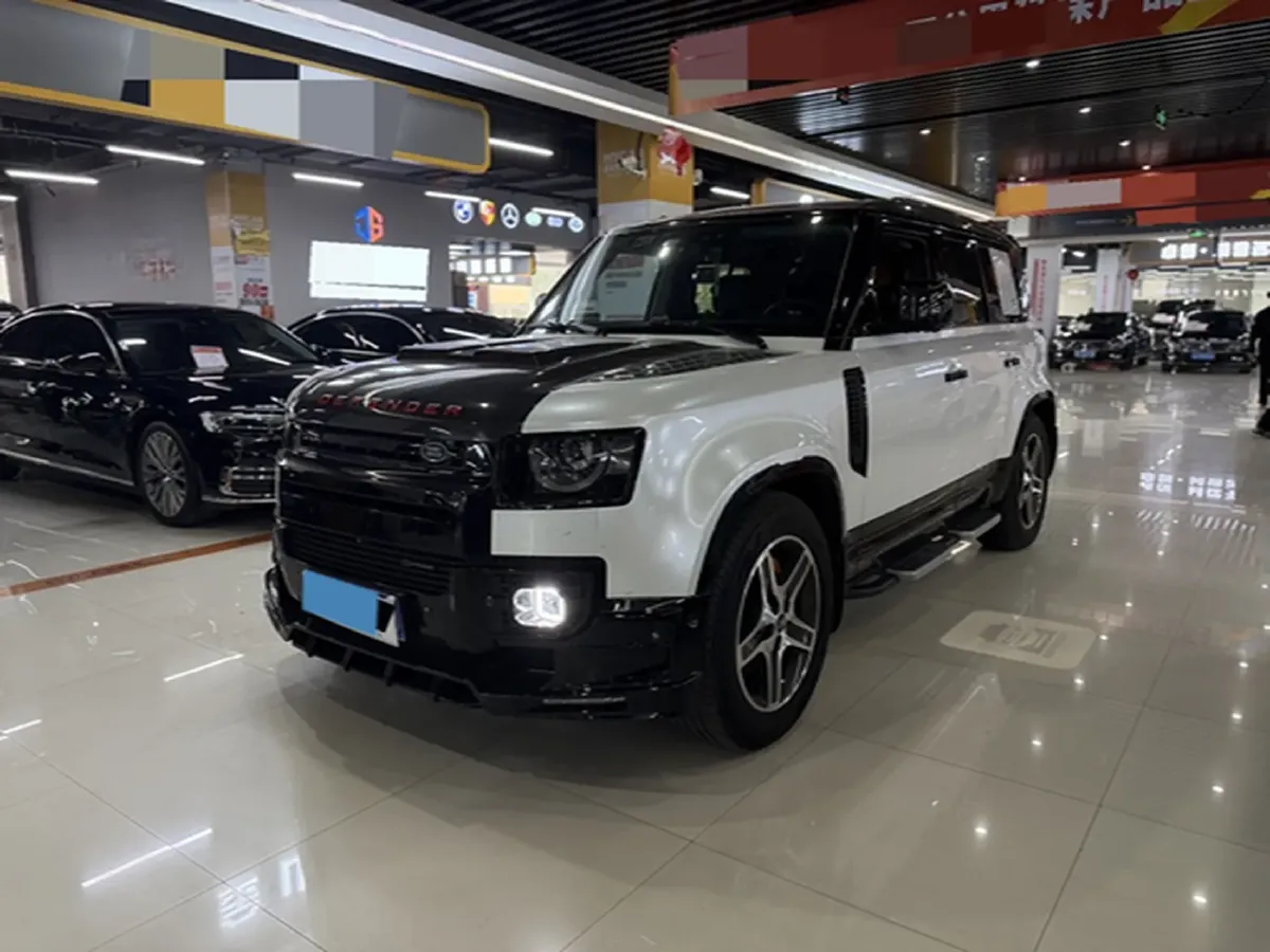 2022 Land Rover Defender 3.0T 400HP L6 8AT,autocango,china used car exporter,china ev exporter,chinese used car exporter,chinese used ev exporter