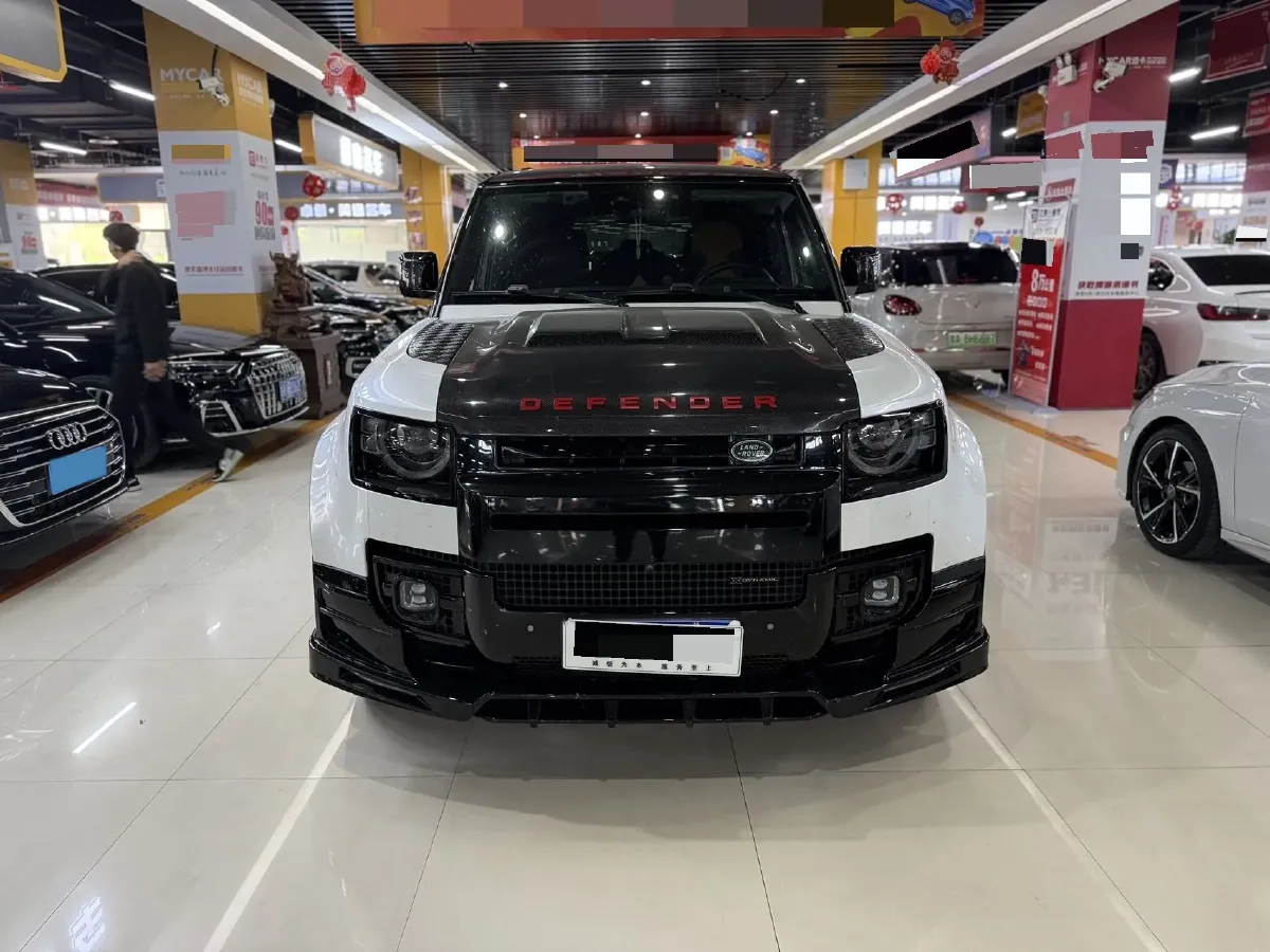 2022 Land Rover Defender 3.0T 400HP L6 8AT,autocango,china used car exporter,china ev exporter,chinese used car exporter,chinese used ev exporter