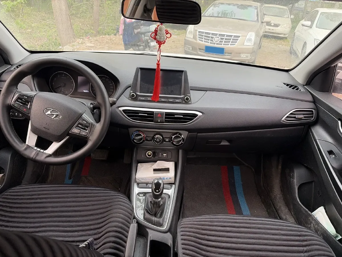 2017 Hyundai Celesta 1.6L 123HP L4 6AT,autocango,china used car exporter,china ev exporter,chinese used car exporter,chinese used ev exporter