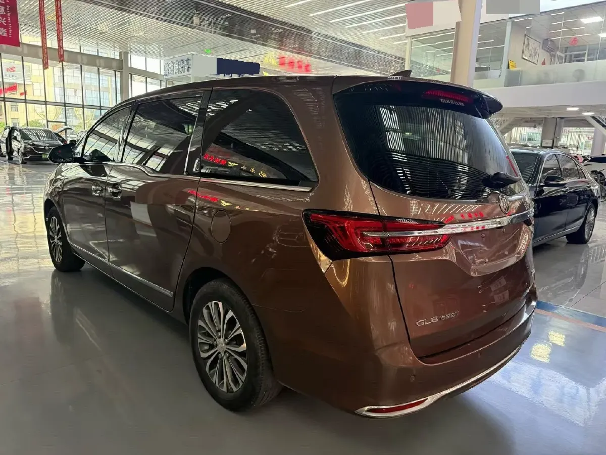 2021 Buick GL8 2.0T 237HP L4 9AT,autocango,china used car exporter,china ev exporter,chinese used car exporter,chinese used ev exporter