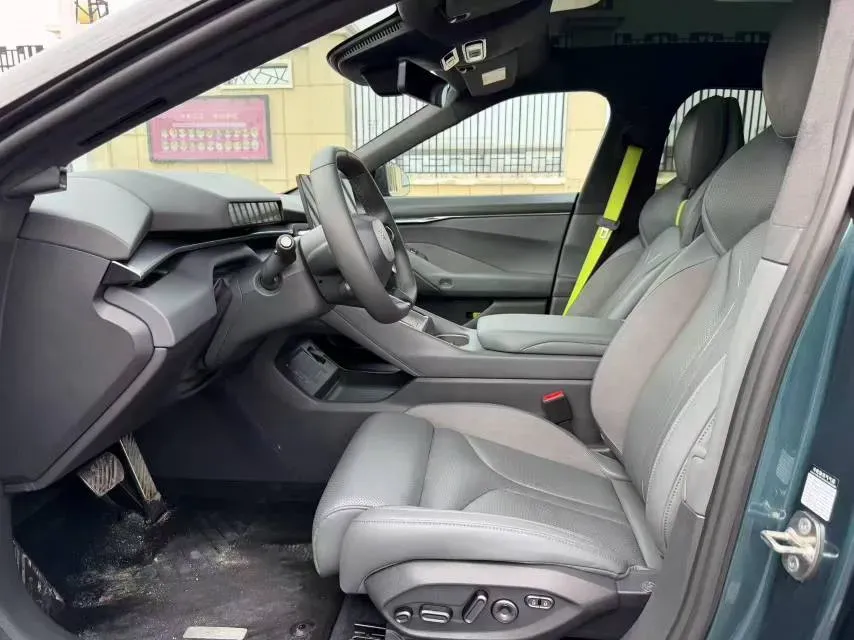 2025 Xpeng P7 BEV,autocango,china used car exporter,china ev exporter,chinese used car exporter,chinese used ev exporter