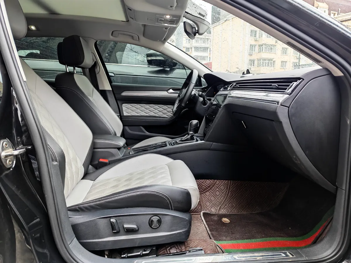 2023 Volkswagen Magotan 1.4T 150HP L4 7DCT,autocango,china used car exporter,china ev exporter,chinese used car exporter,chinese used ev exporter