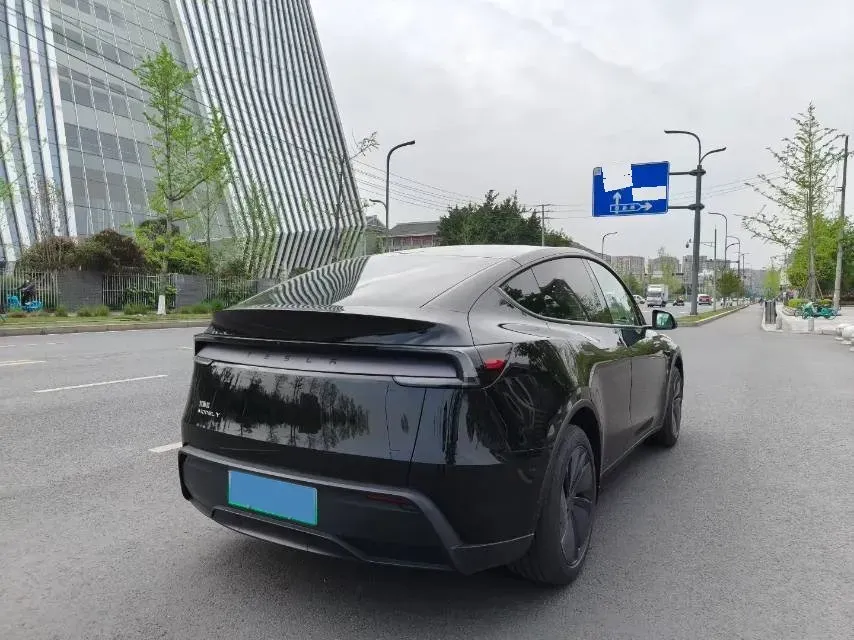 2026 Tesla Model Y BEV,autocango,china used car exporter,china ev exporter,chinese used car exporter,chinese used ev exporter