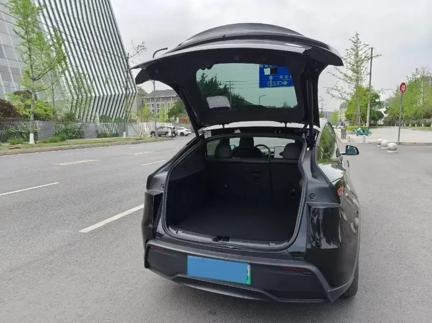 2026 Tesla Model Y BEV,autocango,china used car exporter,china ev exporter,chinese used car exporter,chinese used ev exporter