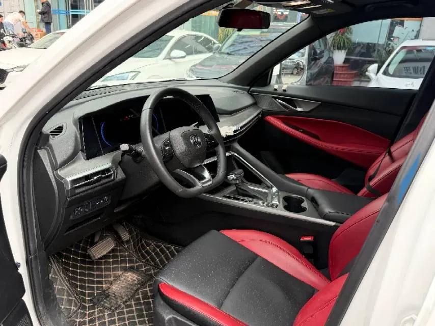 2021 ChangAn CS35 Plus 1.4T 160HP L4 7DCT,autocango,china used car exporter,china ev exporter,chinese used car exporter,chinese used ev exporter