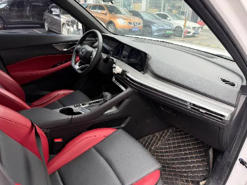 2021 ChangAn CS35 Plus 1.4T 160HP L4 7DCT,autocango,china used car exporter,china ev exporter,chinese used car exporter,chinese used ev exporter