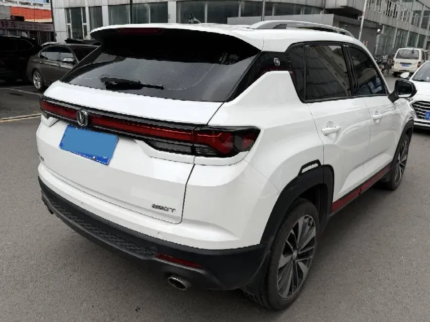 2021 ChangAn CS35 Plus 1.4T 160HP L4 7DCT,autocango,china used car exporter,china ev exporter,chinese used car exporter,chinese used ev exporter
