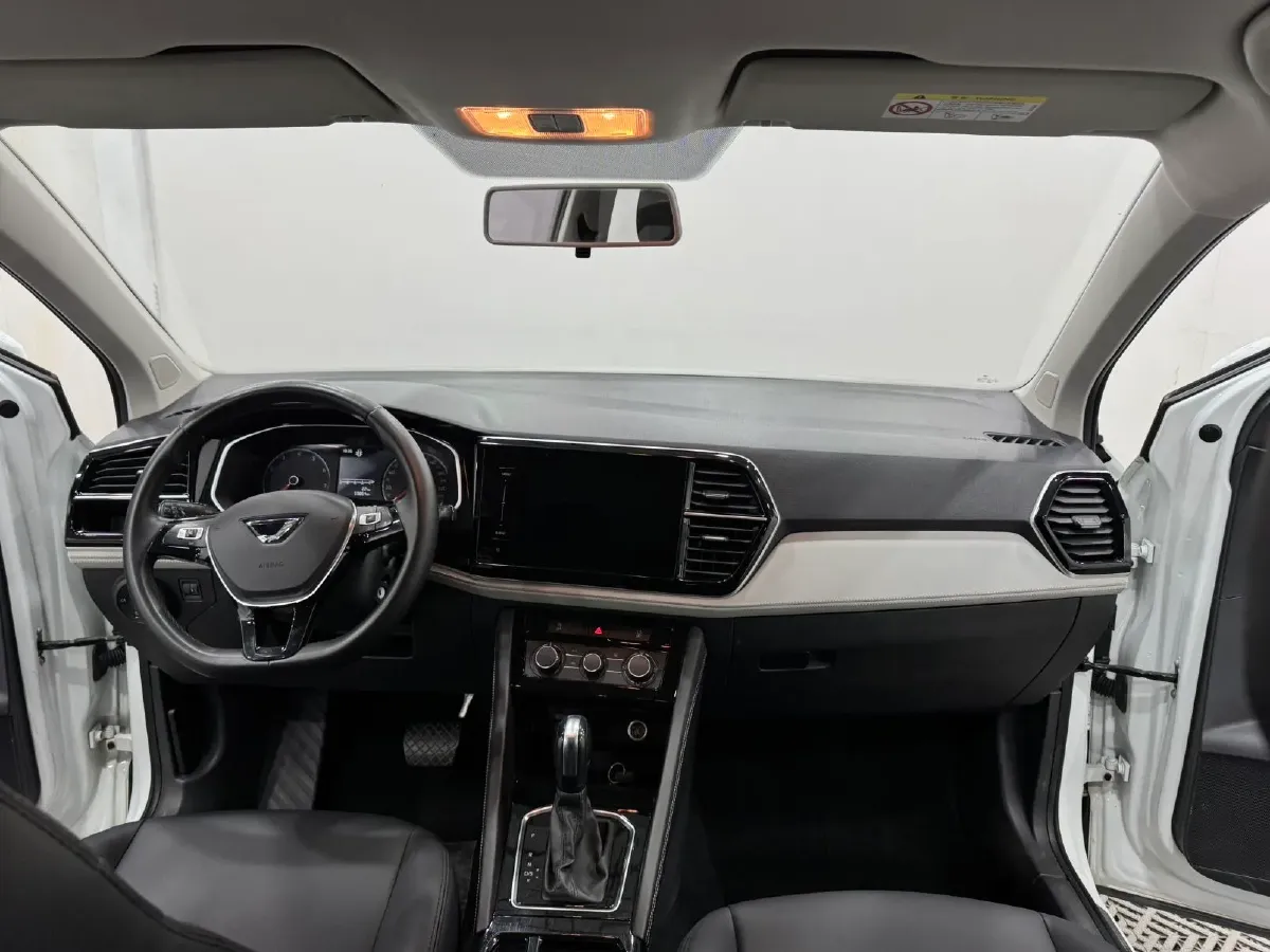 2023 Jetta VS5 1.4T 150HP L4 6AT,autocango,china used car exporter,china ev exporter,chinese used car exporter,chinese used ev exporter