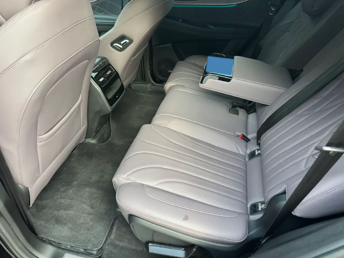 2025 Chery Tiggo 9 2.0T 261HP L4 7DCT,autocango,china used car exporter,china ev exporter,chinese used car exporter,chinese used ev exporter