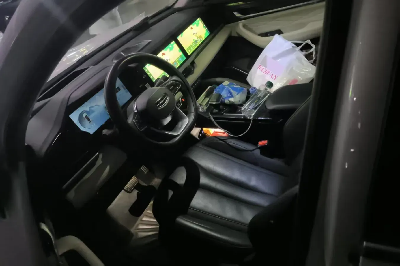 2023 Geely Monjaro 2.0T 238HP L4 8AT,autocango,china used car exporter,china ev exporter,chinese used car exporter,chinese used ev exporter