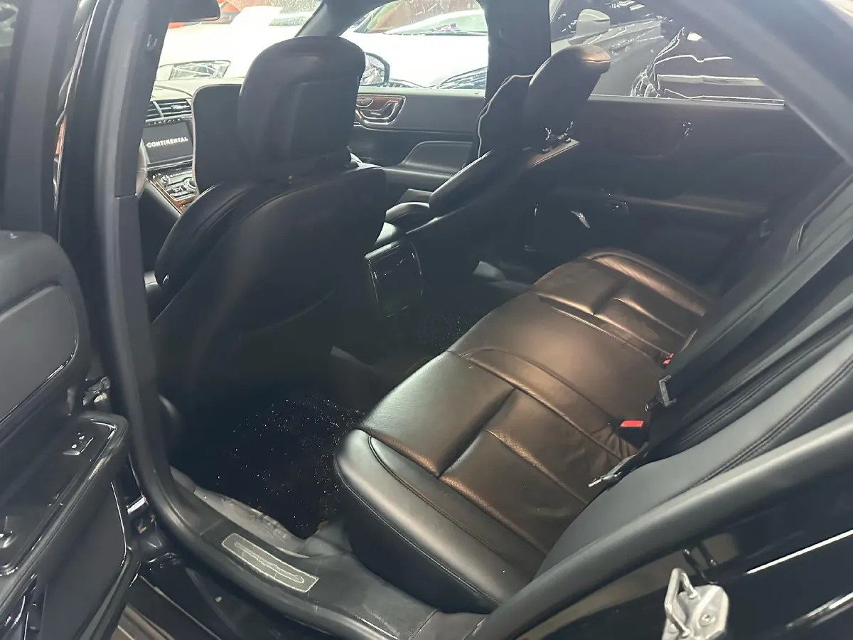 2018 Lincoln Continental 2.0T 261HP L4 6AT,autocango,china used car exporter,china ev exporter,chinese used car exporter,chinese used ev exporter