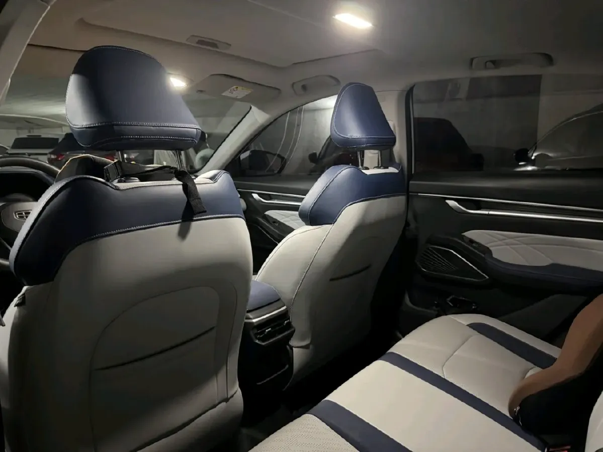 2022 Geely Emgrand 1.5L 114HP L4 CVT,autocango,china used car exporter,china ev exporter,chinese used car exporter,chinese used ev exporter