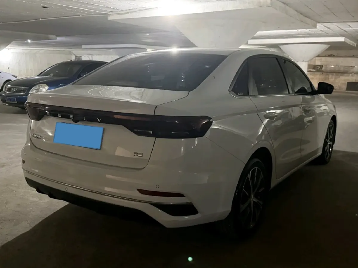 2022 Geely Emgrand 1.5L 114HP L4 CVT,autocango,china used car exporter,china ev exporter,chinese used car exporter,chinese used ev exporter