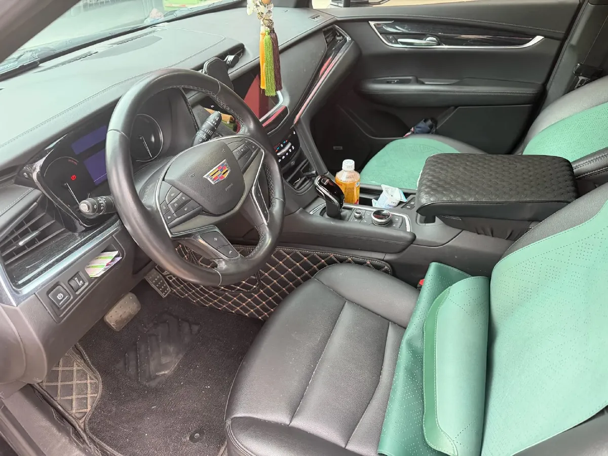 2022 Cadillac XT5 2.0T 237HP L4 9AT,autocango,china used car exporter,china ev exporter,chinese used car exporter,chinese used ev exporter