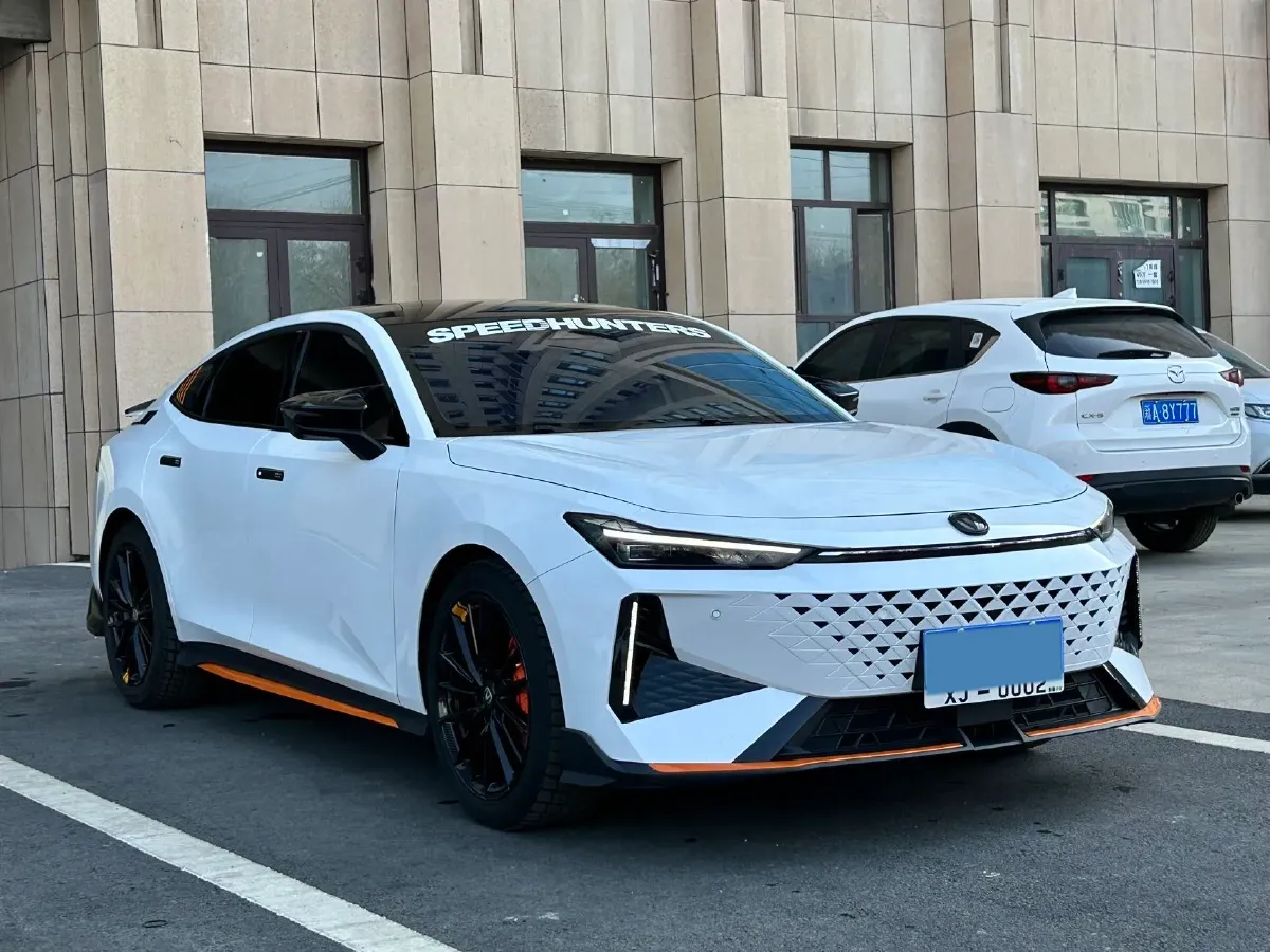 2024 ChangAn UNI-V 1.5T 188HP L4 7DCT,autocango,china used car exporter,china ev exporter,chinese used car exporter,chinese used ev exporter