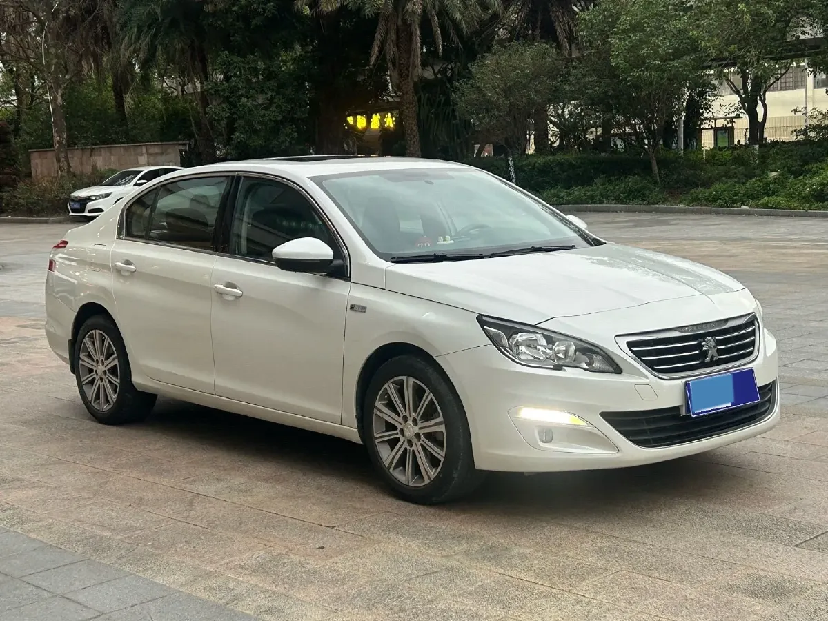 2016 Peugeot 408 1.6T 167HP L4 6AT,autocango,china used car exporter,china ev exporter,chinese used car exporter,chinese used ev exporter