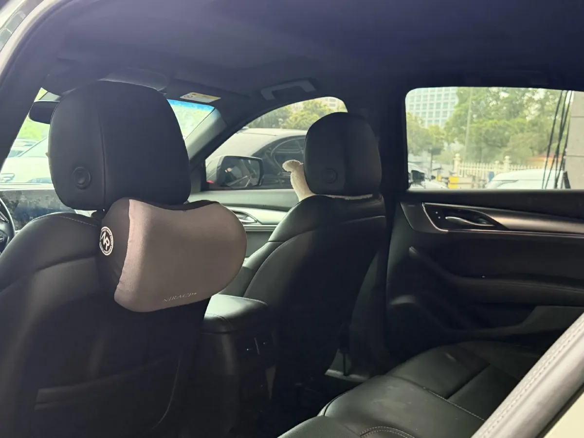 2023 Cadillac CT5 2.0T 237HP L4 10AT,autocango,china used car exporter,china ev exporter,chinese used car exporter,chinese used ev exporter