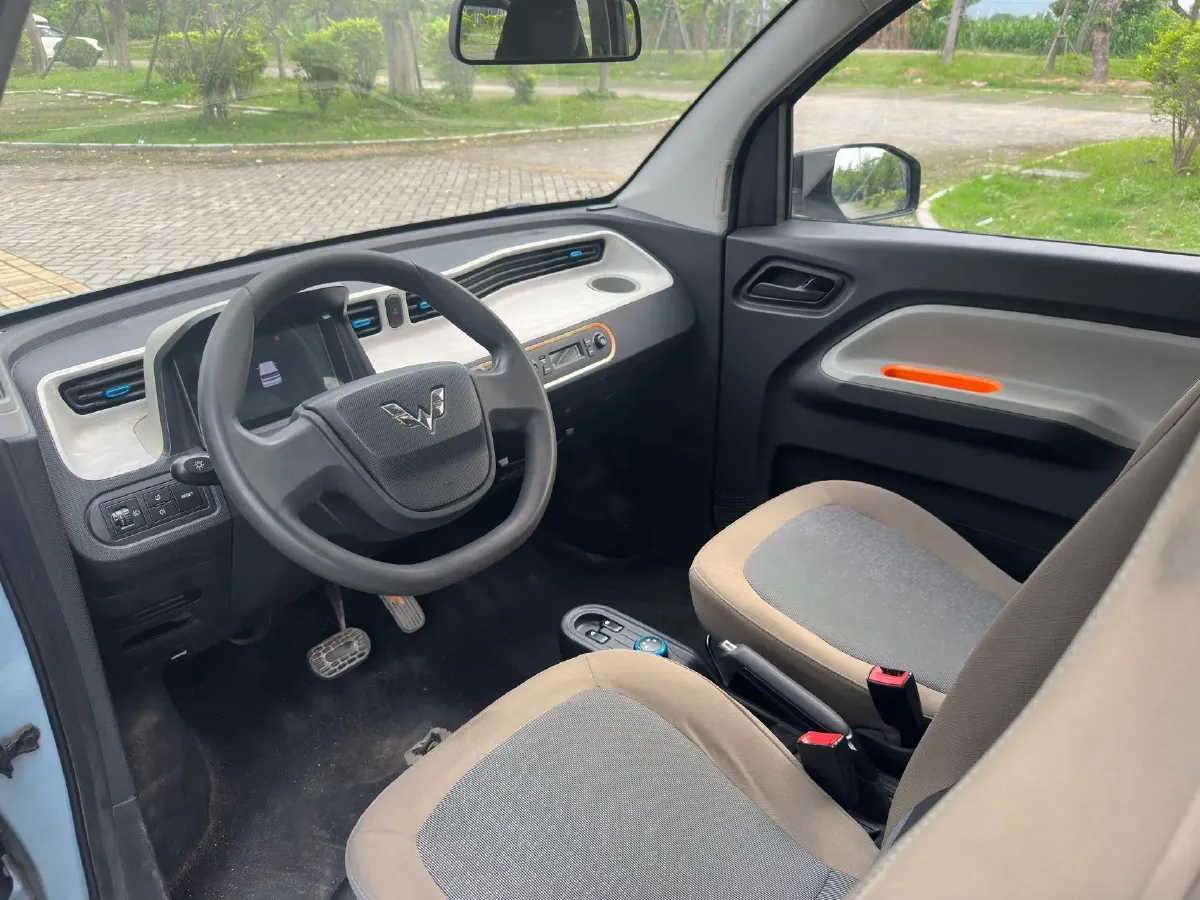 2020 WuLing HongGuang MINI EV BEV 13.8KWH,autocango,china used car exporter,china ev exporter,chinese used car exporter,chinese used ev exporter