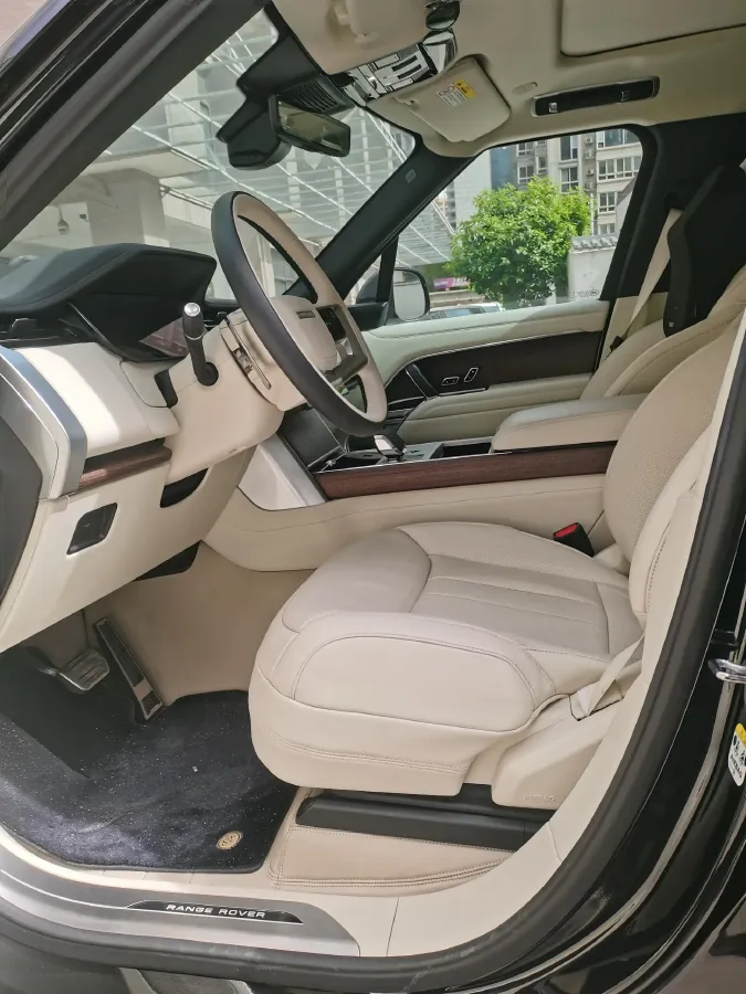 2024 Land Rover Range Rover 3.0T 400HP L6 8AT,autocango,china used car exporter,china ev exporter,chinese used car exporter,chinese used ev exporter