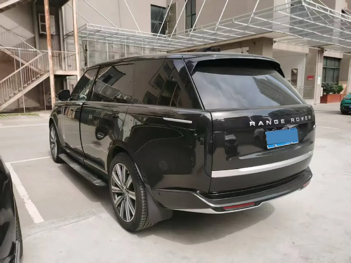 2024 Land Rover Range Rover 3.0T 400HP L6 8AT,autocango,china used car exporter,china ev exporter,chinese used car exporter,chinese used ev exporter