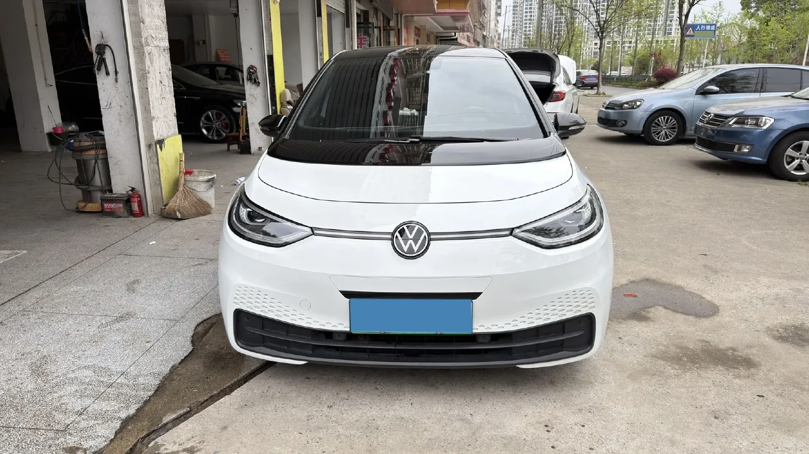 2024 Volkswagen ID.3 BEV 52.8KWH,autocango,china used car exporter,china ev exporter,chinese used car exporter,chinese used ev exporter