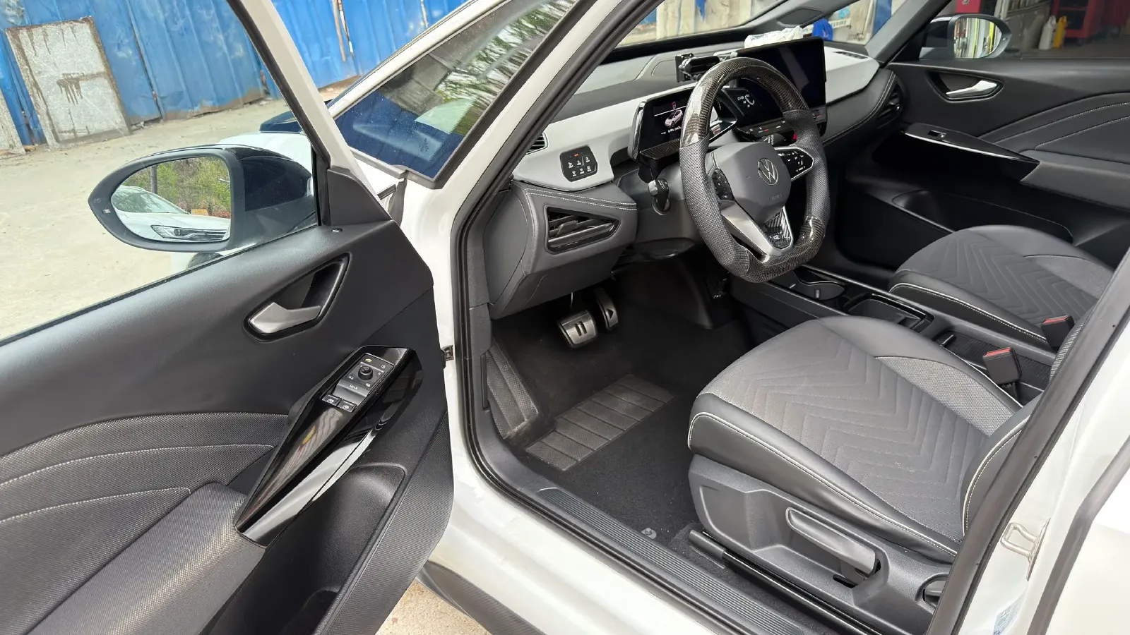 2024 Volkswagen ID.3 BEV 52.8KWH,autocango,china used car exporter,china ev exporter,chinese used car exporter,chinese used ev exporter