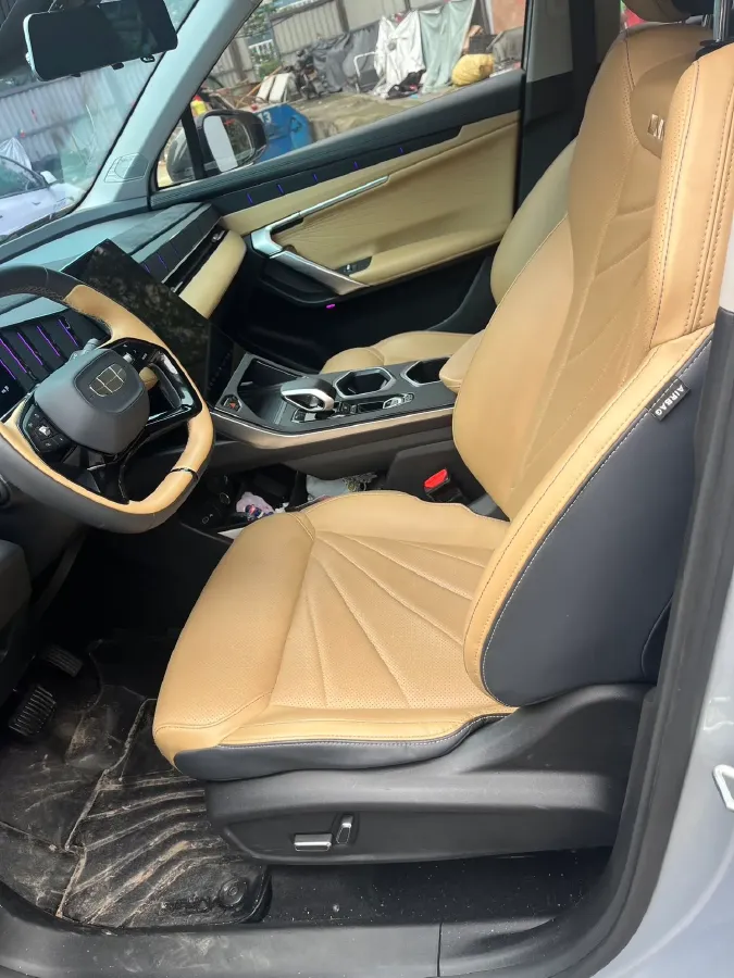 2023 Geely StarRay 1.5T 181HP L4 7DCT,autocango,china used car exporter,china ev exporter,chinese used car exporter,chinese used ev exporter